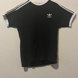 THE BRAND WITH THE 3 STRIPES